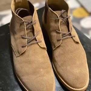 Light brown suede shoes.
